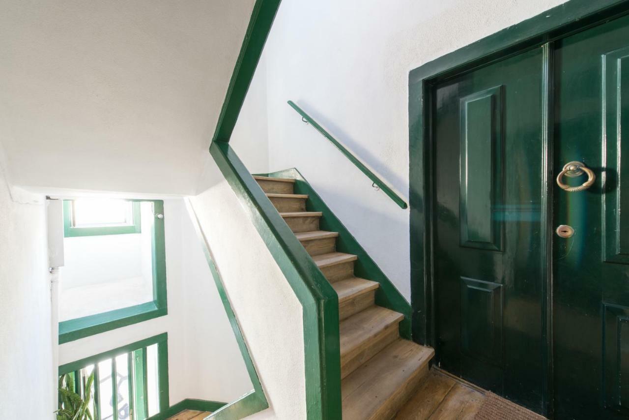 Cozy Apartment In Historic Center Lisabona Exterior foto