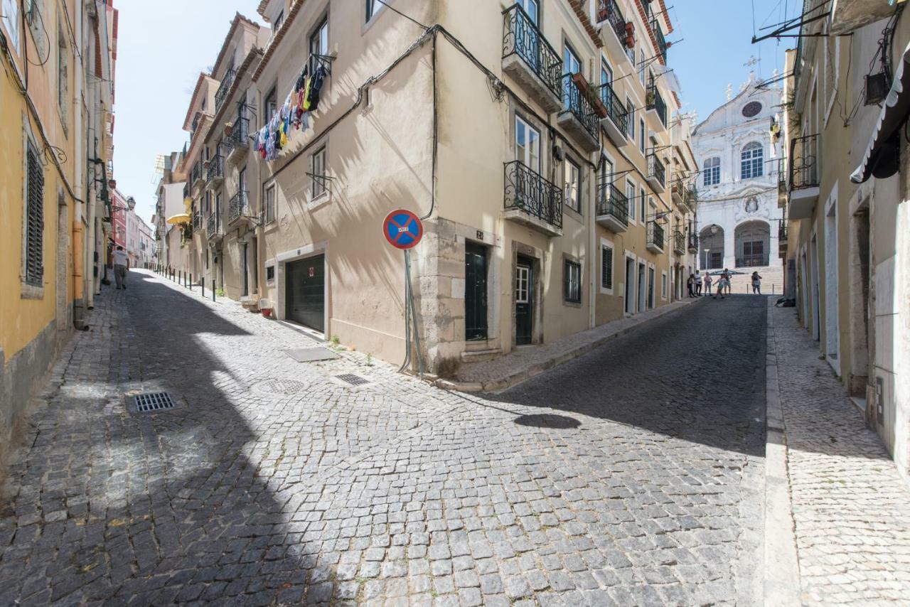 Cozy Apartment In Historic Center Lisabona Exterior foto