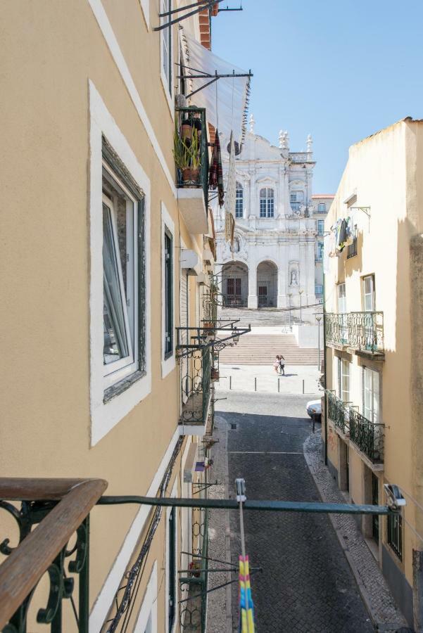 Cozy Apartment In Historic Center Lisabona Exterior foto