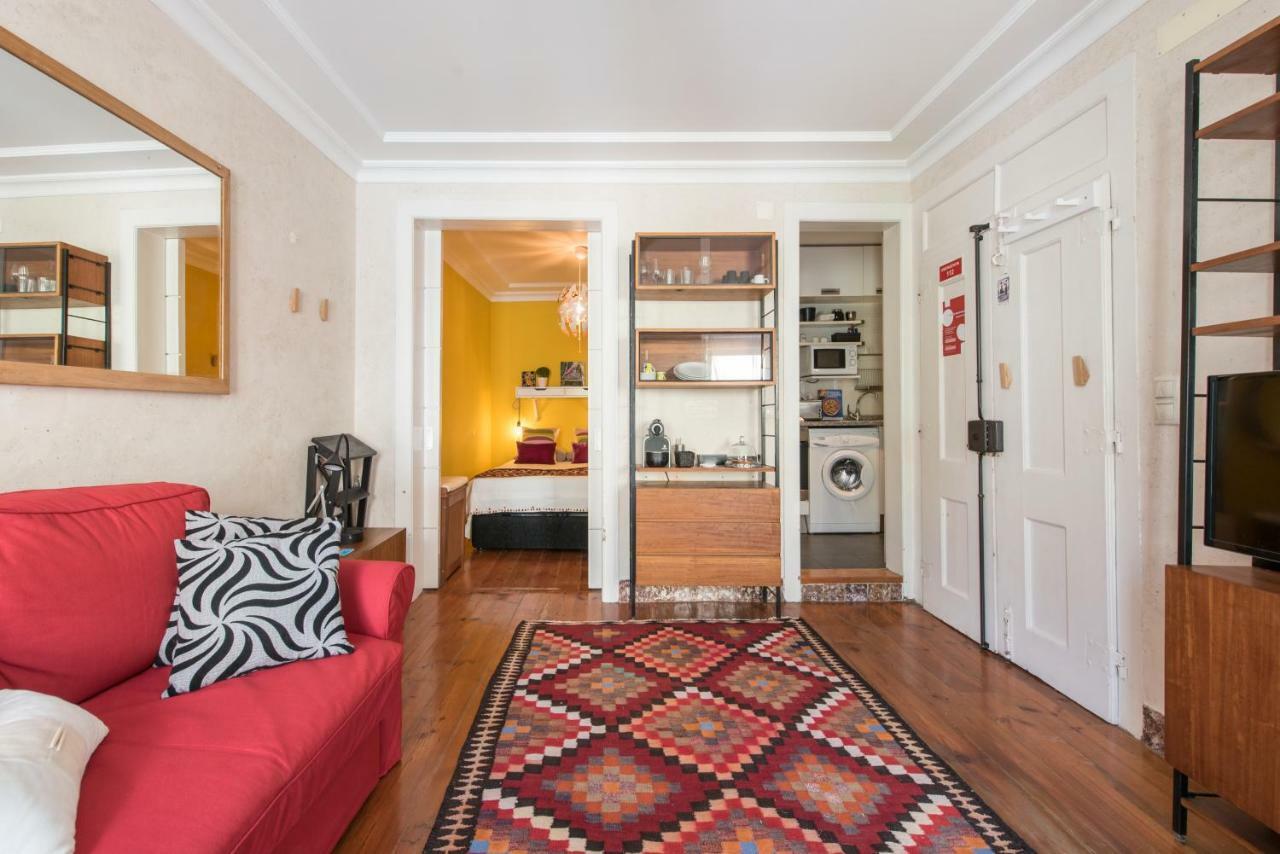 Cozy Apartment In Historic Center Lisabona Exterior foto