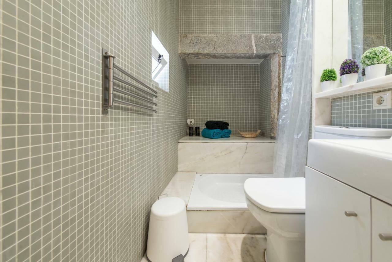Cozy Apartment In Historic Center Lisabona Exterior foto