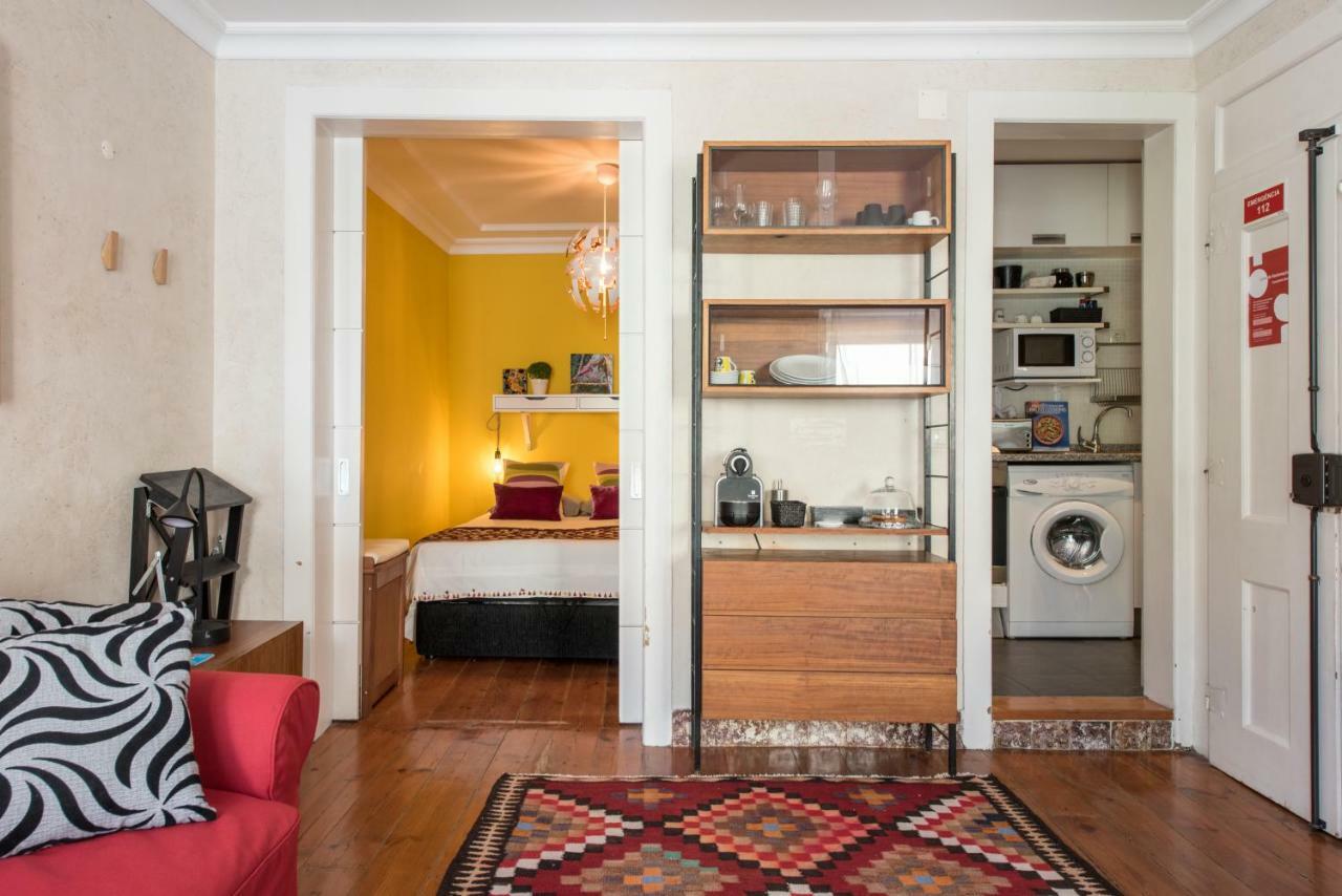 Cozy Apartment In Historic Center Lisabona Exterior foto